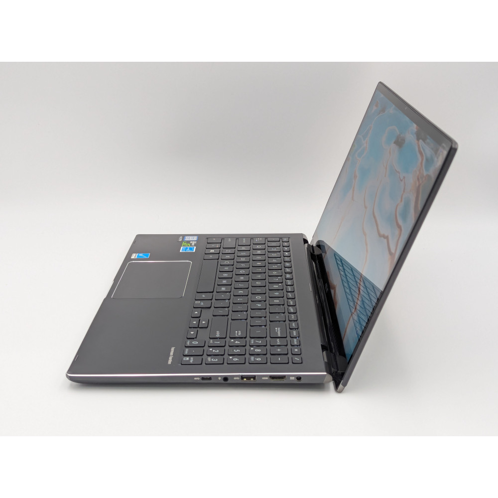 БВ ноутбук ASUS ZenBook Q536F 15.6` 4K/IPS/Touch / i7-8565U / 16Gb / 256Gb SSD + 2Tb HDD / NVIDIA GeForce GTX 1050 (2 Gb)