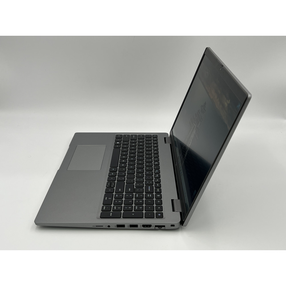 БВ ноутбук DELL LATITUDE 5520 15.6` FHD/IPS / i5-1145G7 / 16 Gb DDR4 / 256 Gb SSD / Intel Iris Xe Graphics