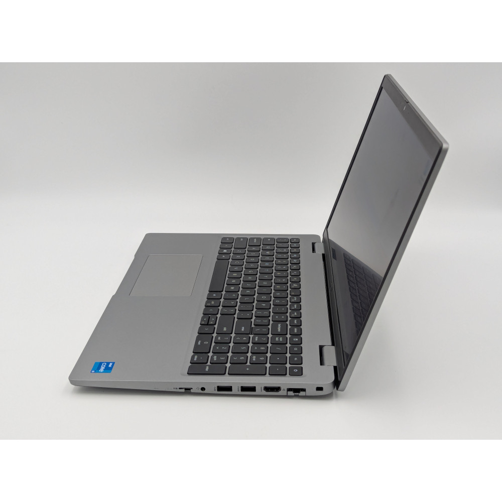 БВ ноутбук DELL LATITUDE 5520 15.6` HD/IPS / i5-1145G7 / 16 Gb DDR4 / 256 Gb SSD / Intel Iris Xe Graphics 