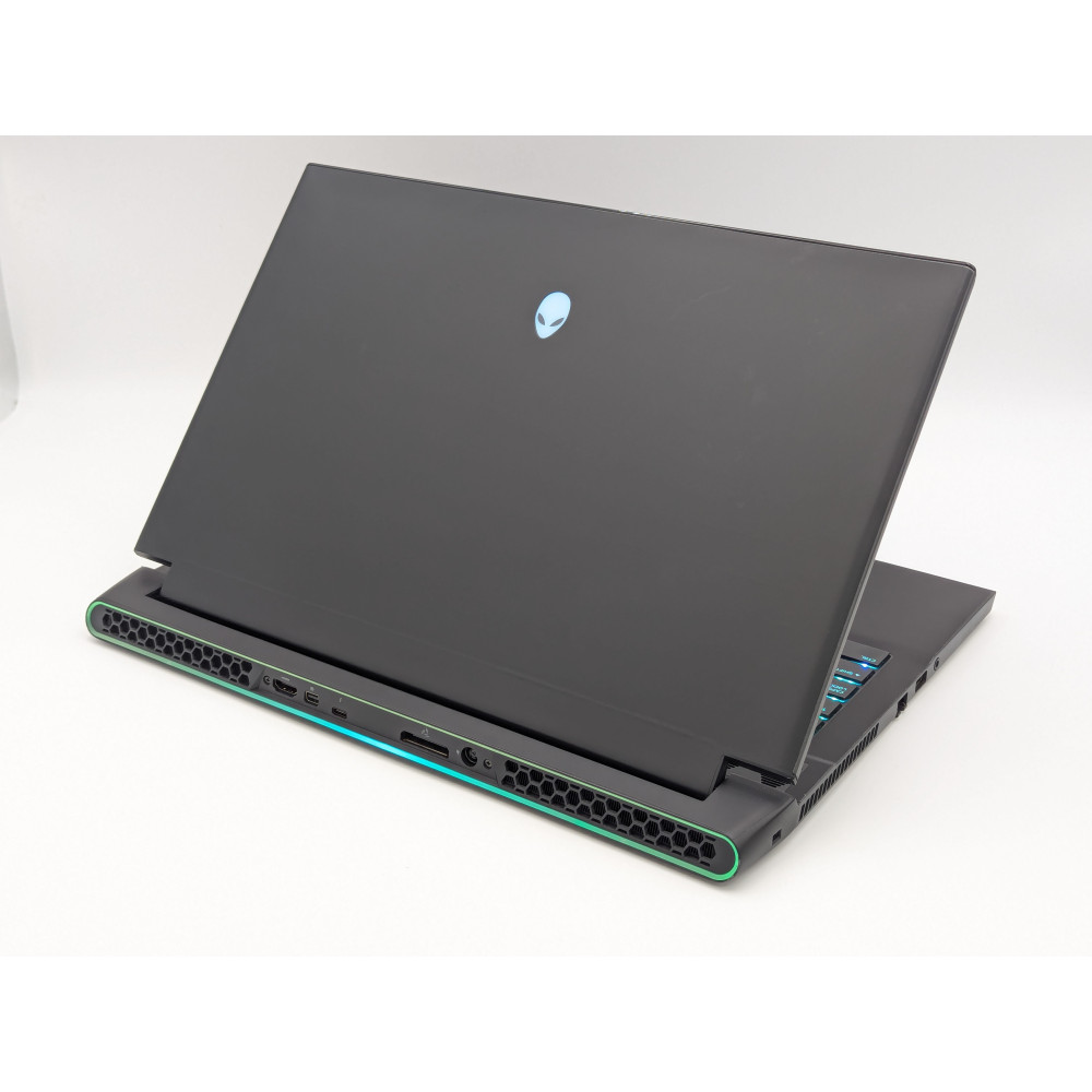 БВ ноутбук Dell Alienware m17 R2 17.3" FHD/IPS 144 Hz / i7-9750H / 16 Gb / 512 Gb SSD / NVIDIA GeForce RTX 2060 (6 Gb)