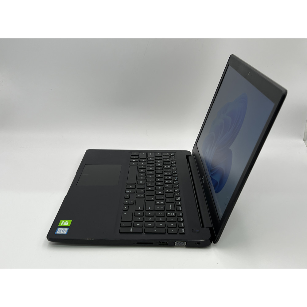 БВ ноутбук Dell Latitude 3500 (Б) 15.6" FHD / i7-8565U / 8 Gb / 256 Gb SSD / NVIDIA GeForce MX130 (2 Gb)