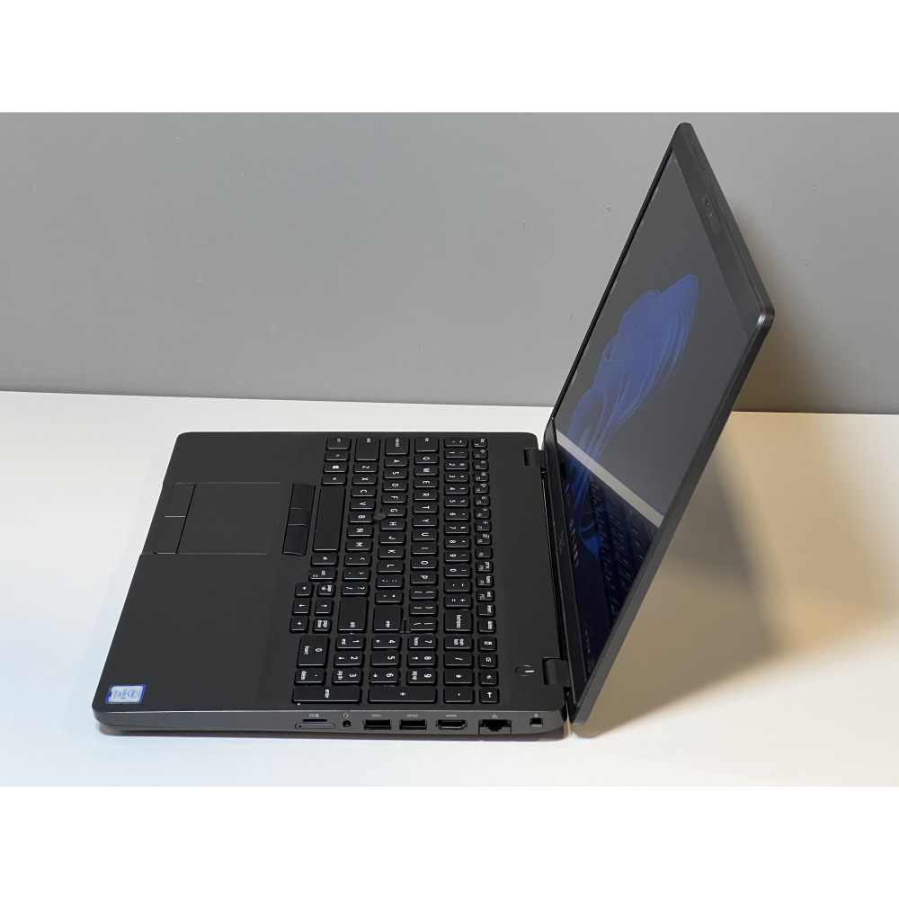БВ ноутбук Dell Latitude 5500 15.6" FHD/IPS / I5-8265U / 16Gb / 512Gb SSD / Intel UHD 620