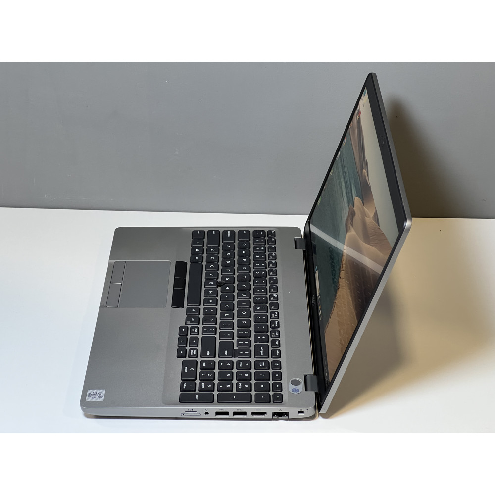 БВ ноутбук Dell Latitude 5511 15.6" FHD/IPS / i5-10400H/ 16GB / 512GB SSD / NVIDIA GeForce MX250 (2 Gb)