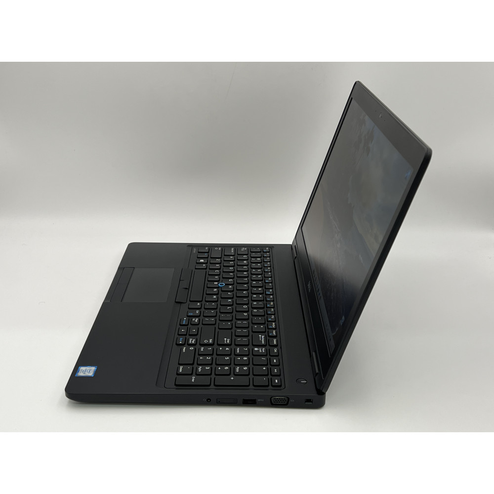 БВ ноутбук Dell Latitude 5580 I7-7600U 15.6" HD/Матовий / I7-7600U / 8GB / 256GB SSD / Intel HD Graphics 620