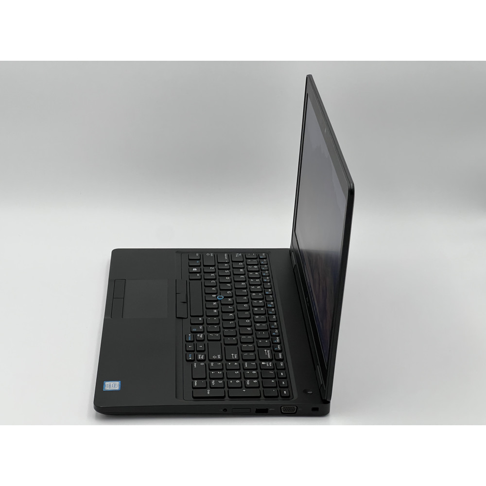 БВ ноутбук Dell Latitude 5590 15.6" / i5-7300U/ 8GB / 256GB SSD / Intel HD Graphics 620