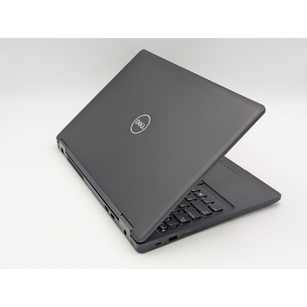 БВ ноутбук Dell Latitude 5590 15.6" FHD/IPS / i5-8250U / 8GB / 256GB SSD / Intel UHD Graphics 620