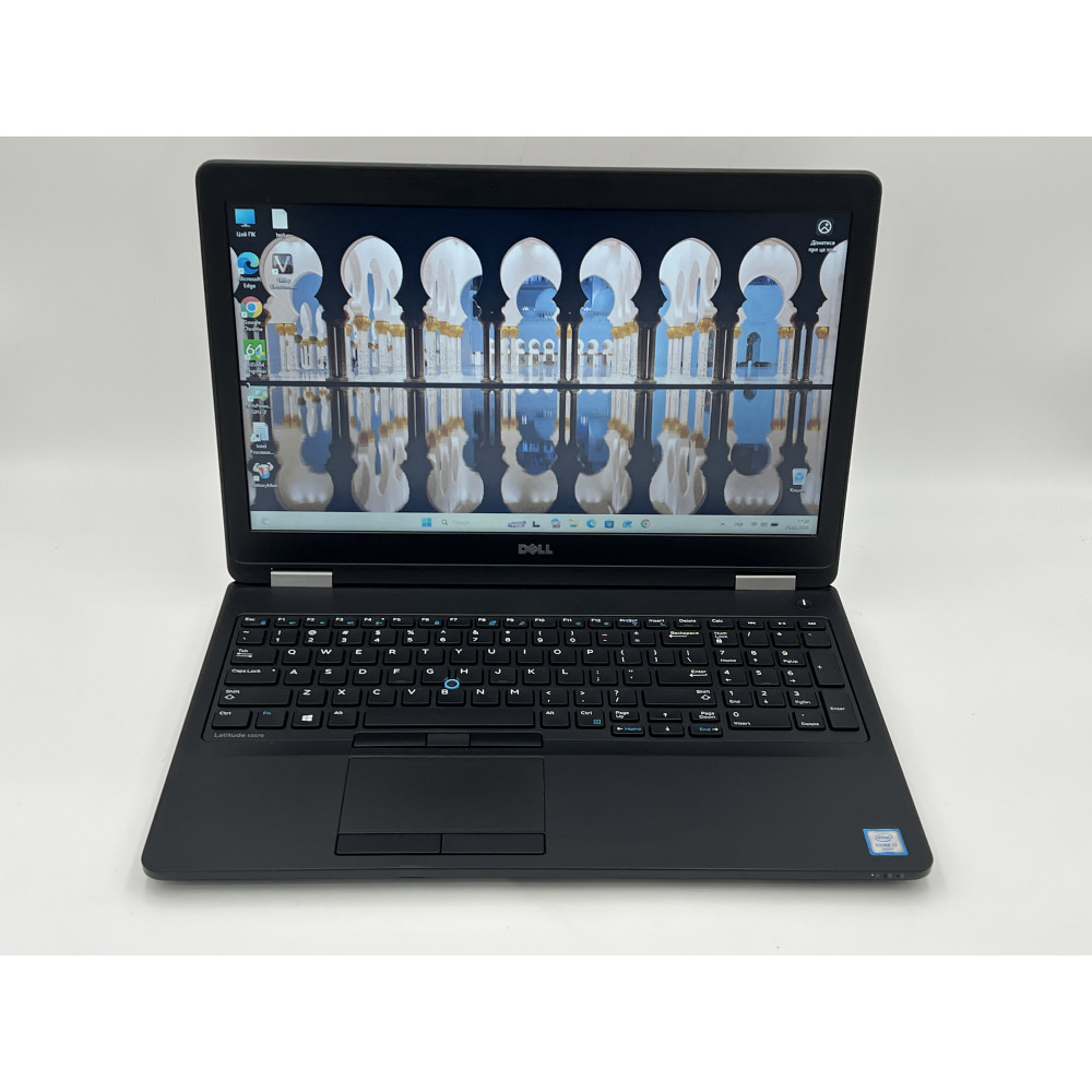 БВ ноутбук Dell Latitude E5570 15.6" HD / i7-6600U / 8 Gb / 256 Gb SSD / AMD Radeon R7 M360 (2 Gb)