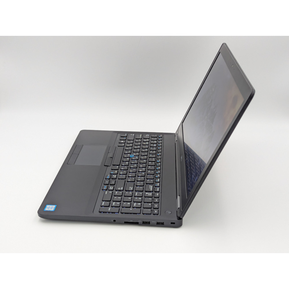 БВ ноутбук Dell Precision 3510 15.6" FHD/IPS / i7-6820HQ / 16Gb / 500Gb SSD / Intel HD Graphics 530