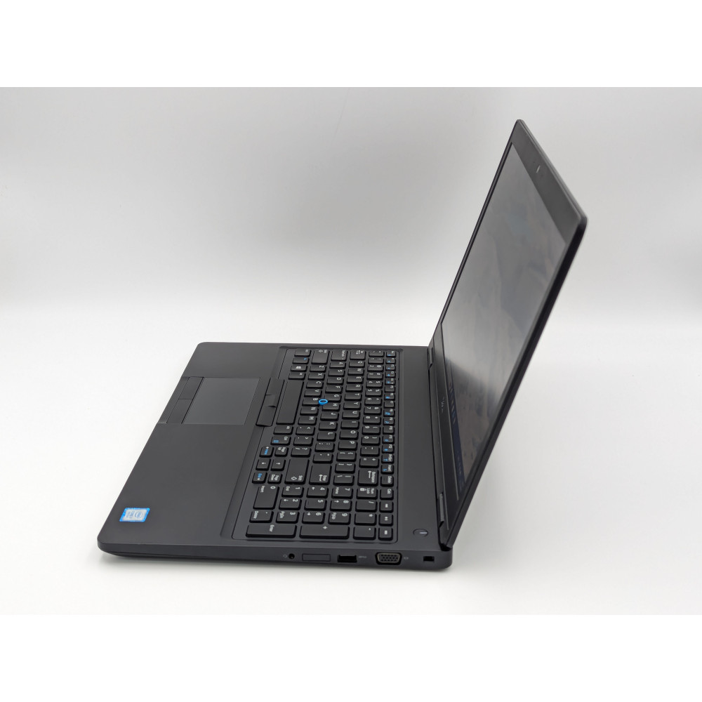 БВ ноутбук Dell Precision 3530 15.6" HD/IPS / i7-8850H (6x12) / 16Gb / 512Gb SSD / NVIDIA Quadro P600 (4 Gb)