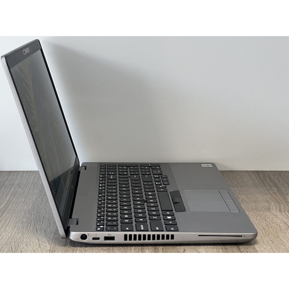 БВ ноутбук Dell Precision 3551 15.6" FHD/IPS Touch /i7-10850H / 16 Gb / 512Gb SSD / NVIDIA Quadro P620 (4 Gb)