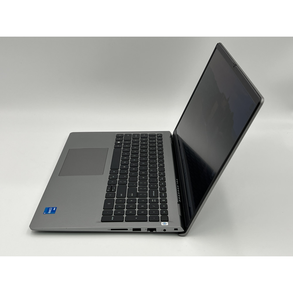 БВ ноутбук Dell Vostro 15 3530 15.6" FHD / i5-1335U / 16Gb / 256Gb SSD / Intel Iris Xe