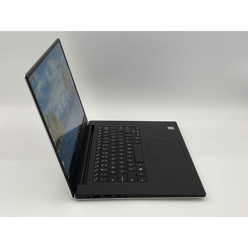 БВ ноутбук Dell XPS 7590 15.6" FHD/IPS / i5-9300H / 16Gb / 256Gb SSD / NVIDIA GeForce GTX1650 (4 Gb)