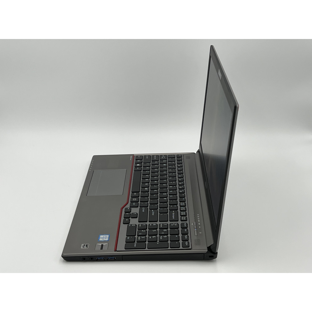 БВ ноутбук Fujitsu LifeBook E756 15.6" Матовий / Intel Core i5-6300U / 8Gb / 256Gb SSD/ Intel HD Graphics 520
