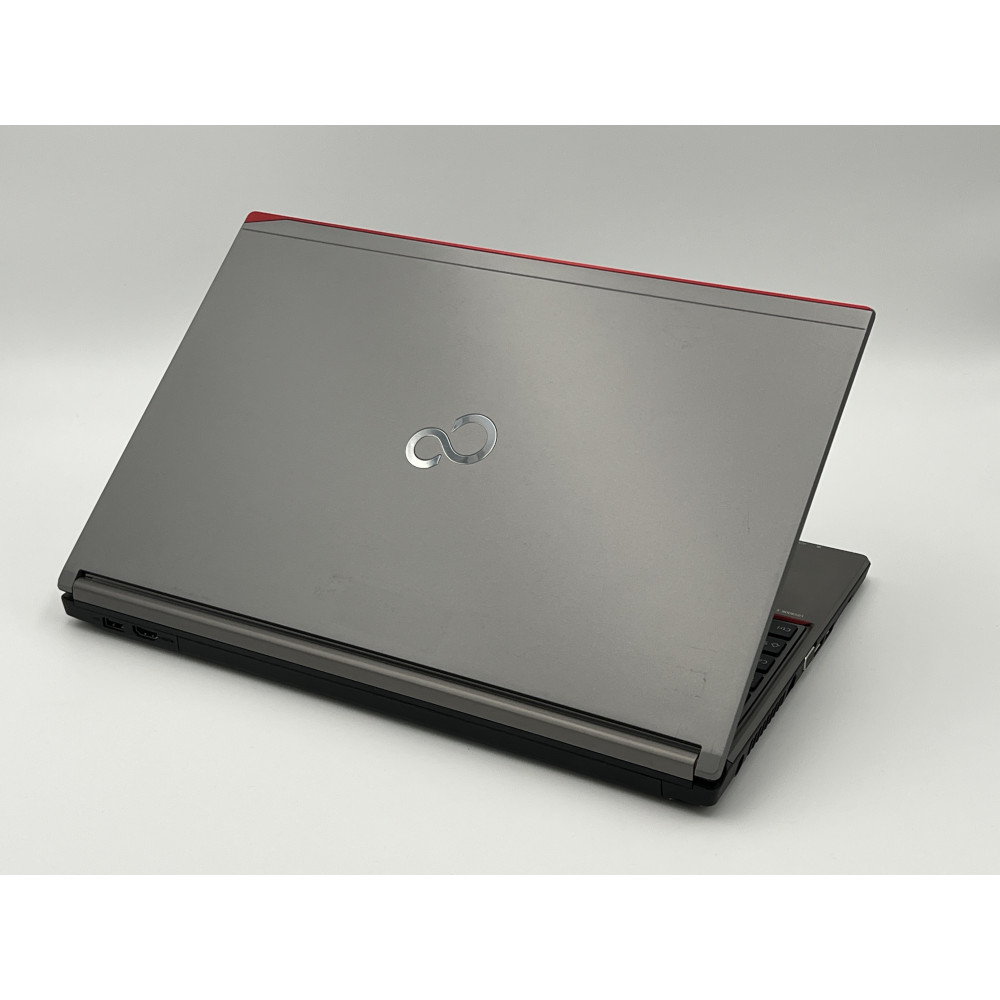 БВ ноутбук Fujitsu LifeBook E756 15.6" Матовий / Intel Core i5-6300U / 8Gb / 256Gb SSD/ Intel HD Graphics 520