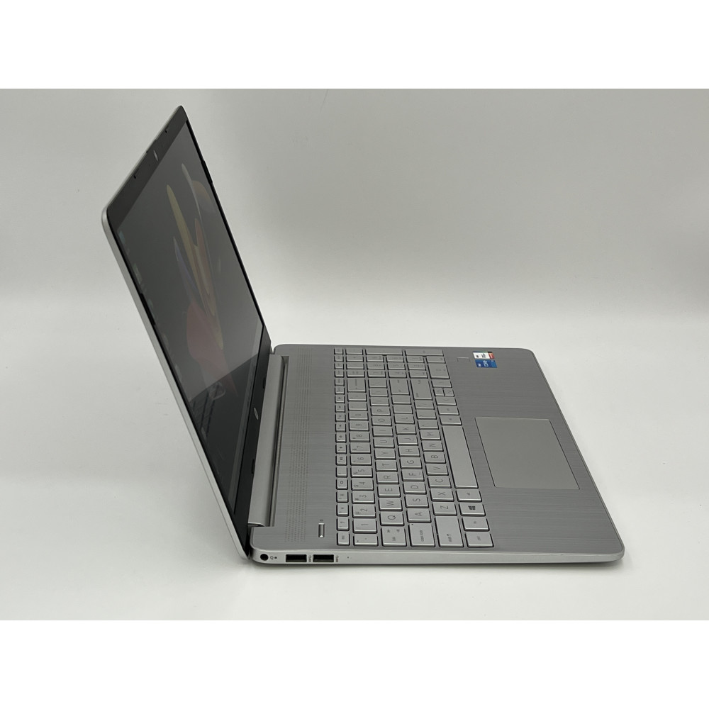 БВ ноутбук HP 15-dy2093dx 15.6" FHD/IPS / i5-1135G7 / 16Gb / 256Gb SSD / Intel Iris Xe