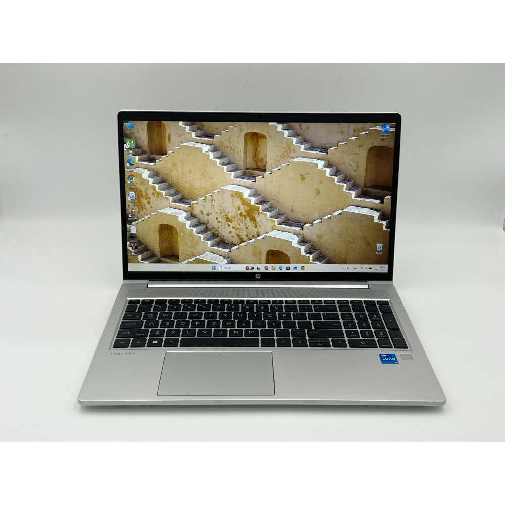 БВ ноутбук HP ProBook 450 G8 15.6` FHD/IPS / i5-1135G7 / 16 Gb DDR4 / 256 Gb SSD / Intel Iris Xe Graphics 
