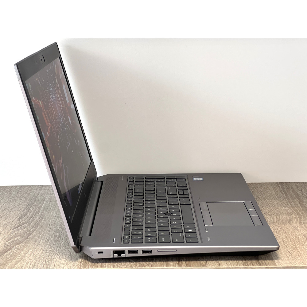 БВ ноутбук HP ZBook 15 G5 15.6" FHD/IPS /Xeon E-2176M / 32Gb / 480Gb SSD / NVIDIA Quadro P2000 (4 Gb)