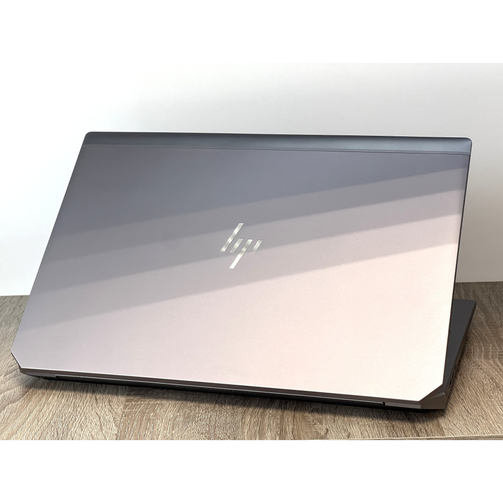 БВ ноутбук HP ZBook 15 G5 15.6" FHD/IPS /Xeon E-2176M / 32Gb / 480Gb SSD / NVIDIA Quadro P2000 (4 Gb)