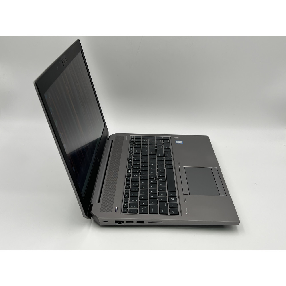 БВ ноутбук HP ZBook 15 G5 15.6" FHD/IPS / Xeon E-2176M (6x12) / 16Gb / 512Gb SSD / NVIDIA Quadro P2000 (4 Gb)