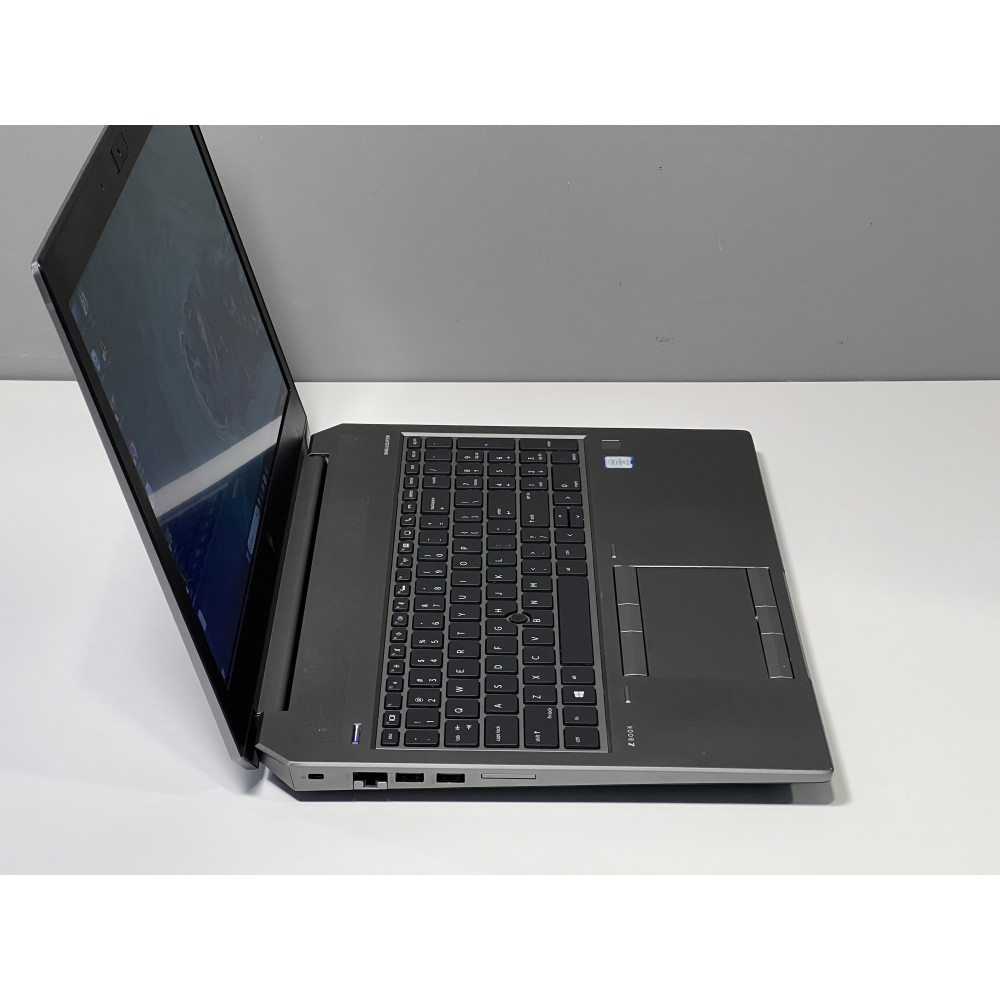 БВ ноутбук HP ZBook 15 G5 15.6" FHD/IPS/i7-8850H/32Gb/512Gb SSD/NVIDIA Quadro P1000 4 Gb