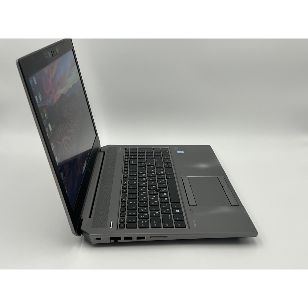 БВ ноутбук HP ZBook 15 G6 15.6" FHD/IPS / Xeon E-2286M (8 x 16)/ 16Gb / 512Gb SSD / NVIDIA Quadro T2000 (4 Gb)
