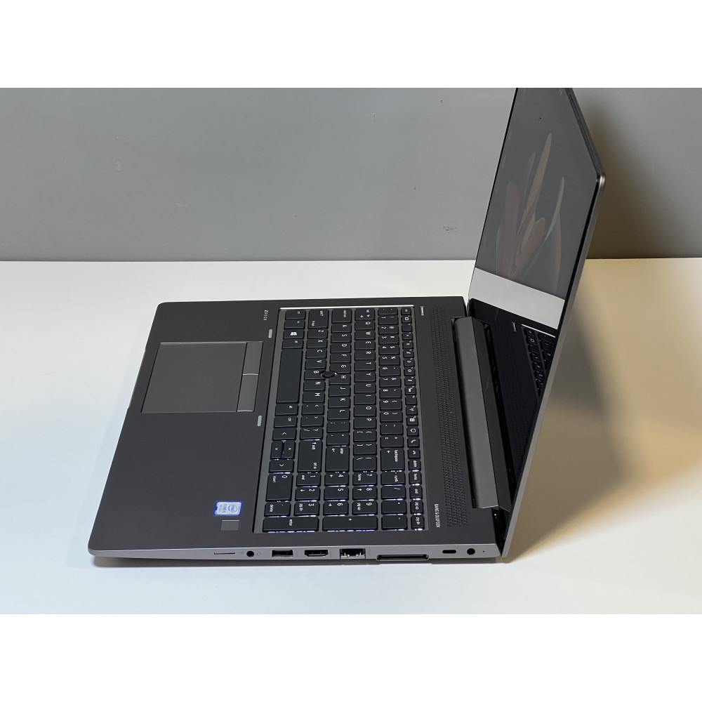 БВ ноутбук HP Zbook 15u G5 15.6" FHD/IPS Сенсорний / i5-8350U / 16Gb / 512Gb SSD /AMD Radeon Pro WX3100 (2 Gb)