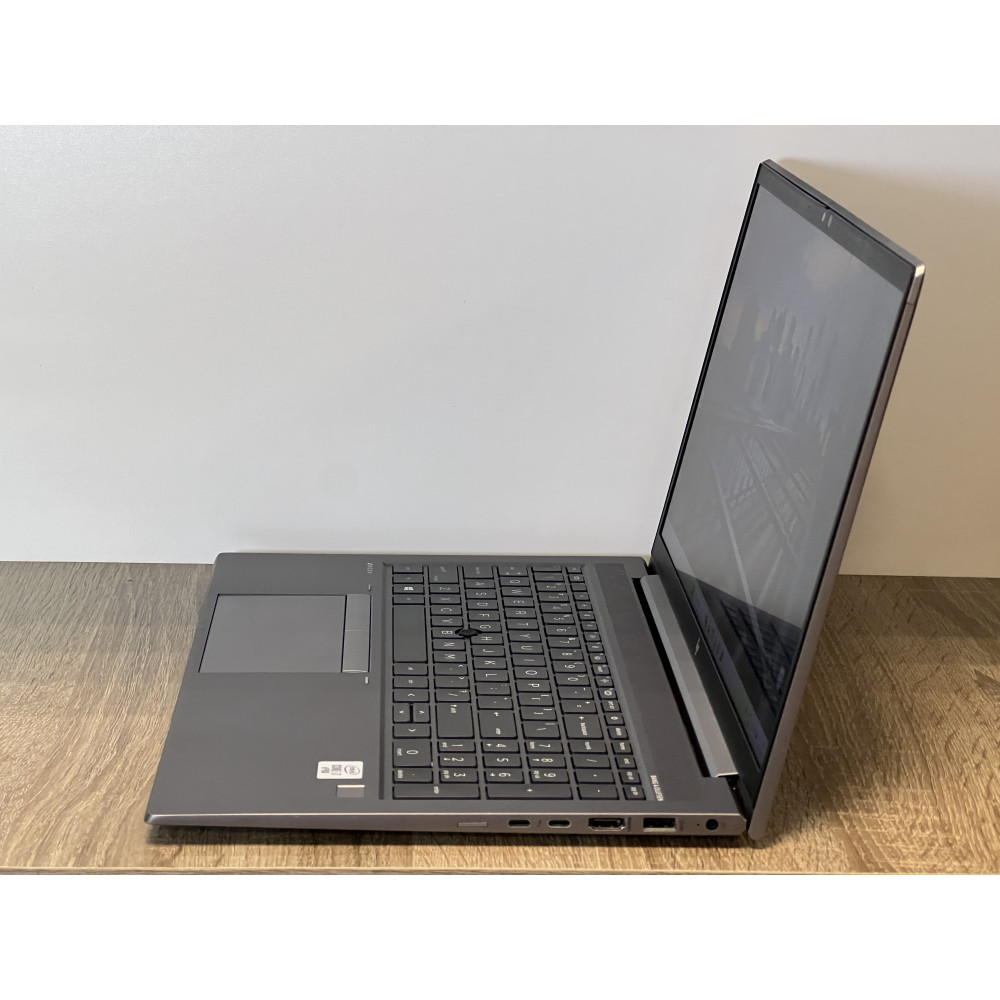 БВ ноутбук HP ZBook FireFly 15 G7 15.6" FHD/IPS / i7-10610U / 16Gb DDR4 / 512Gb SSD /Intel UHD