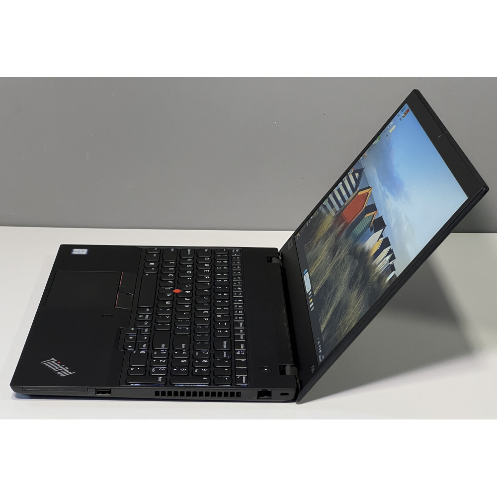 БВ ноутбук Lenovo ThinkPad P53s 15.6" FHD/IPS  / i7-8665U / 16 Gb / 512Gb SSD /NVIDIA Quadro P520 (2 Gb)