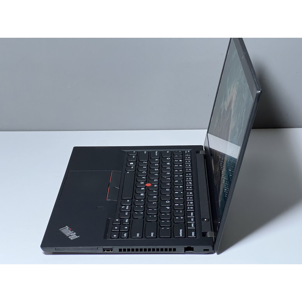 БВ ноутбук Lenovo Thinkpad T490  14.0" FHD/IPS  / i5-8265U / 16 Gb DDR4 / 256 Gb SSD / Intel UHD 630