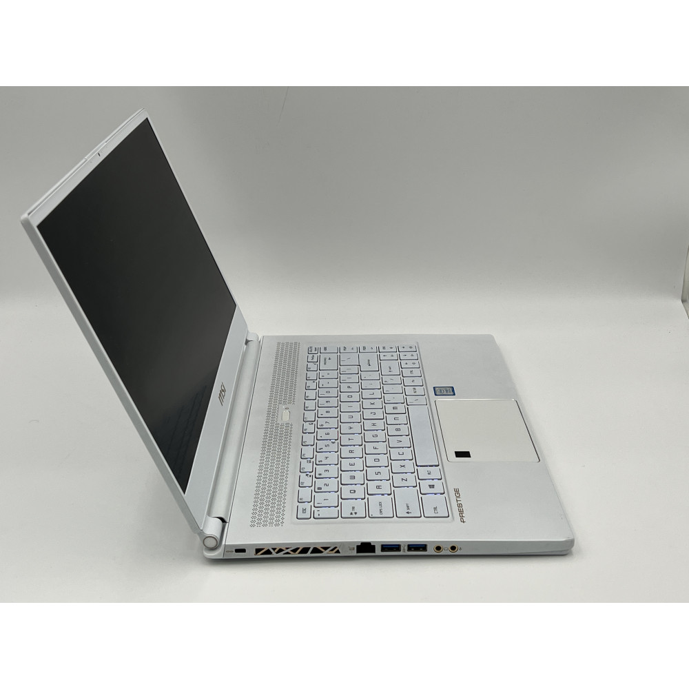 БВ ноутбук MSI P65 Creator 8RF 15.6" FHD/IPS 144Hz / i7-8750H (6x12) / 16 Gb / 512 Gb SSD / NVIDIA GeForce GTX1070 (8 Gb)