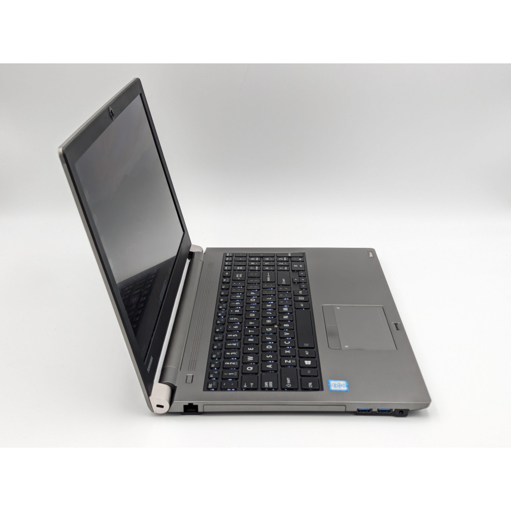 БВ ноутбук Toshiba Tecra Z50-D 15.6" FHD/IPS / i7-7600U / 8Gb / 256Gb SSD / Intel HD 620